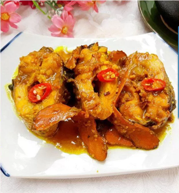 Cá lóc kho nghệ Cá lóc kho nghệ